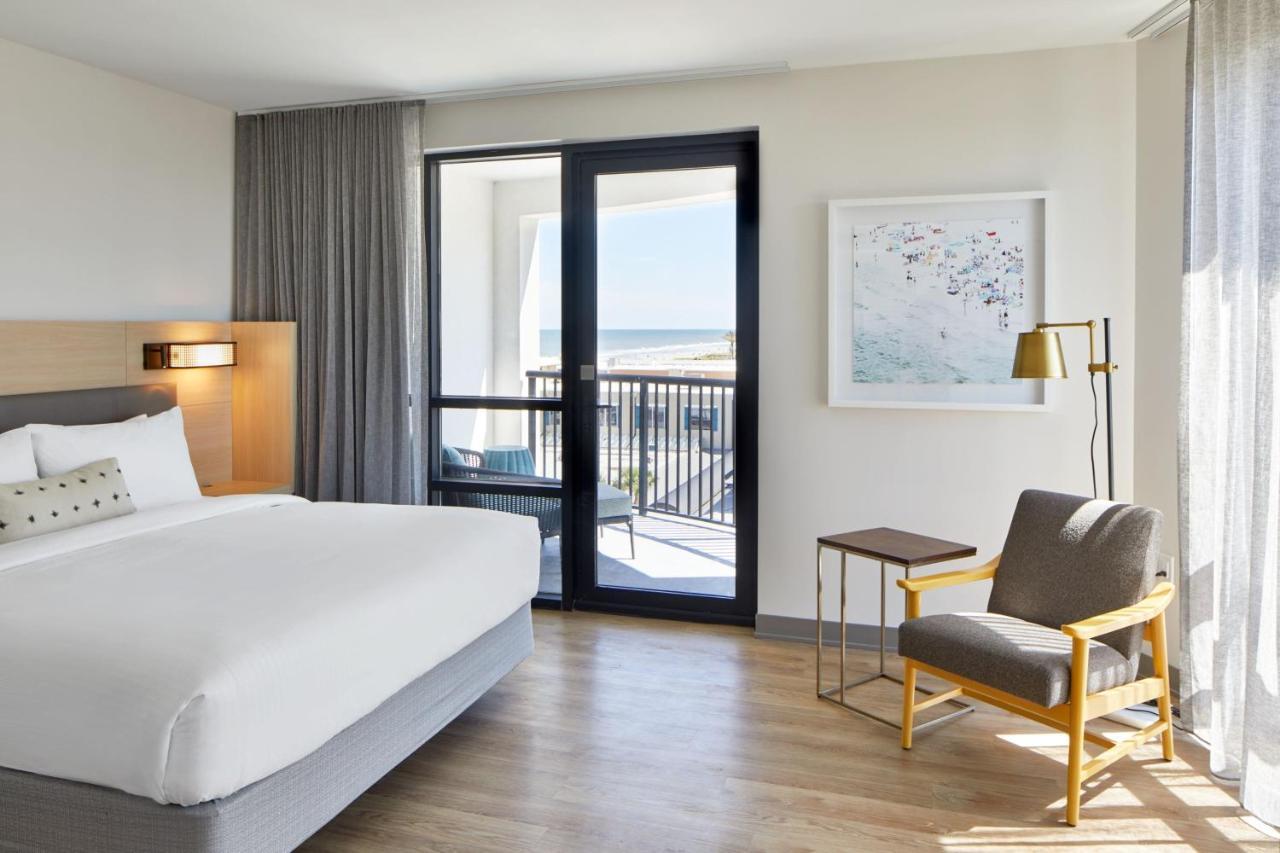 Springhill Suites By Marriott Jacksonville Beach Oceanfront Exteriör bild