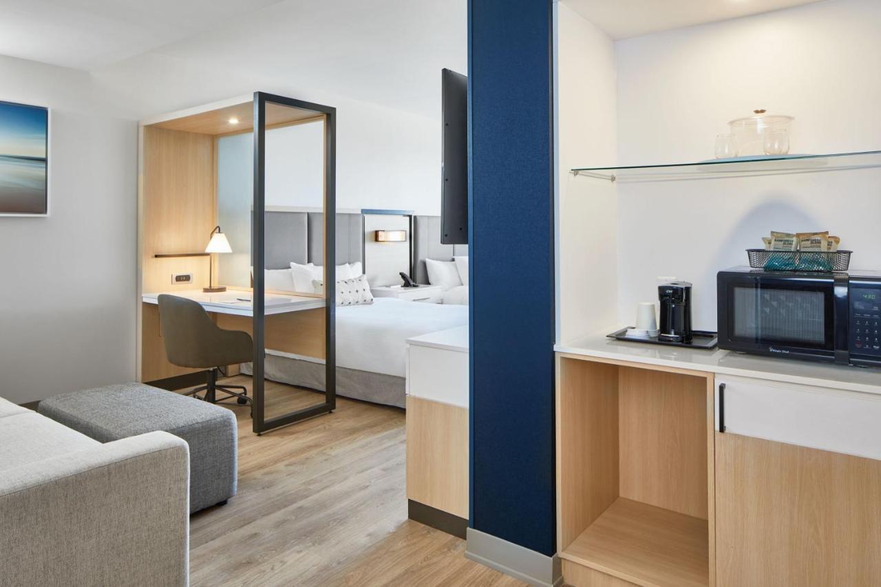 Springhill Suites By Marriott Jacksonville Beach Oceanfront Exteriör bild