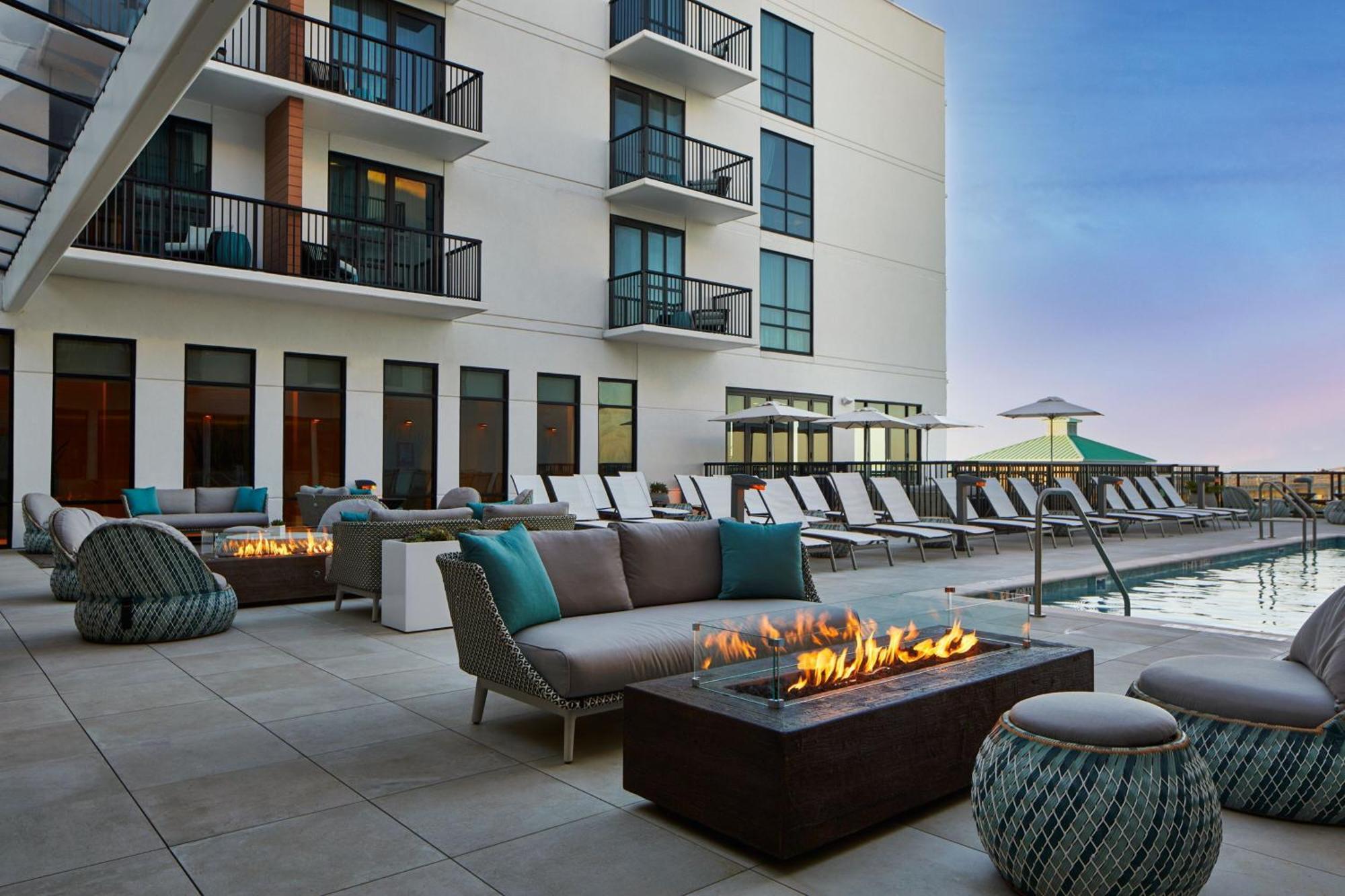 Springhill Suites By Marriott Jacksonville Beach Oceanfront Exteriör bild